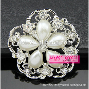 fashion pearl flower latest brooch design
